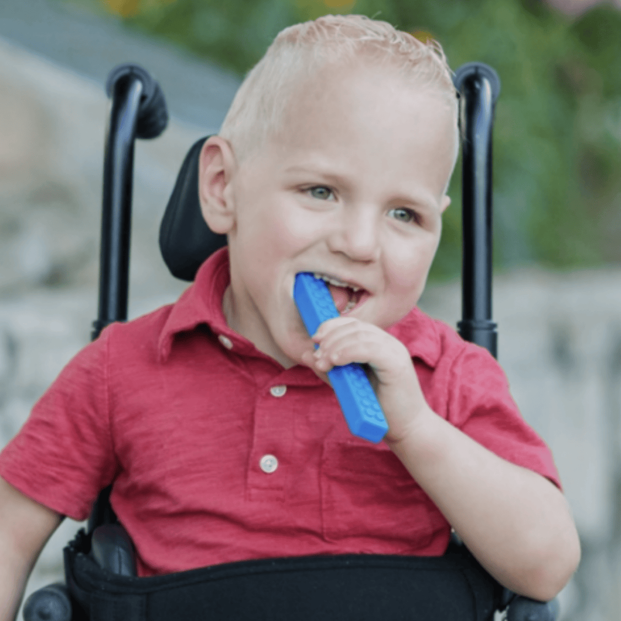 Ark Therapeutics Oral Motor Mega Brickstick Necklace